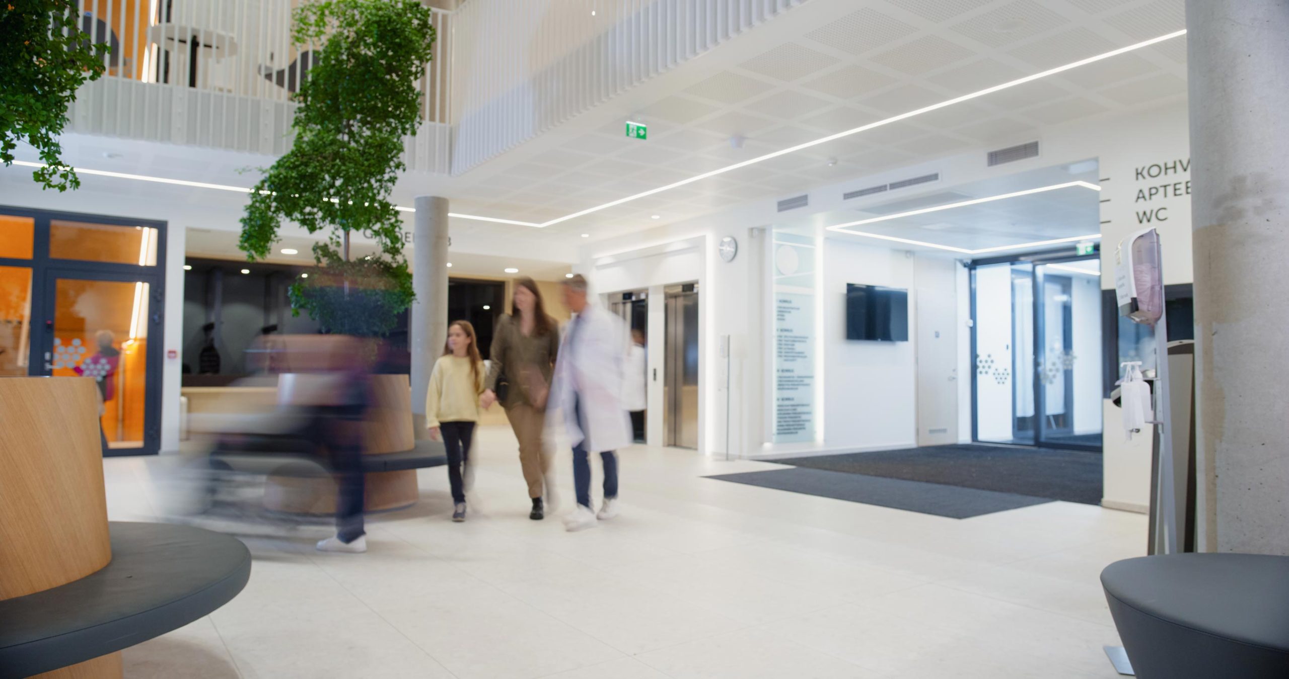Why Smart Businesses Are Outsourcing Janitorial Services in 2026 - Medical-Offices-Cleaning-Company-in-Dayton
