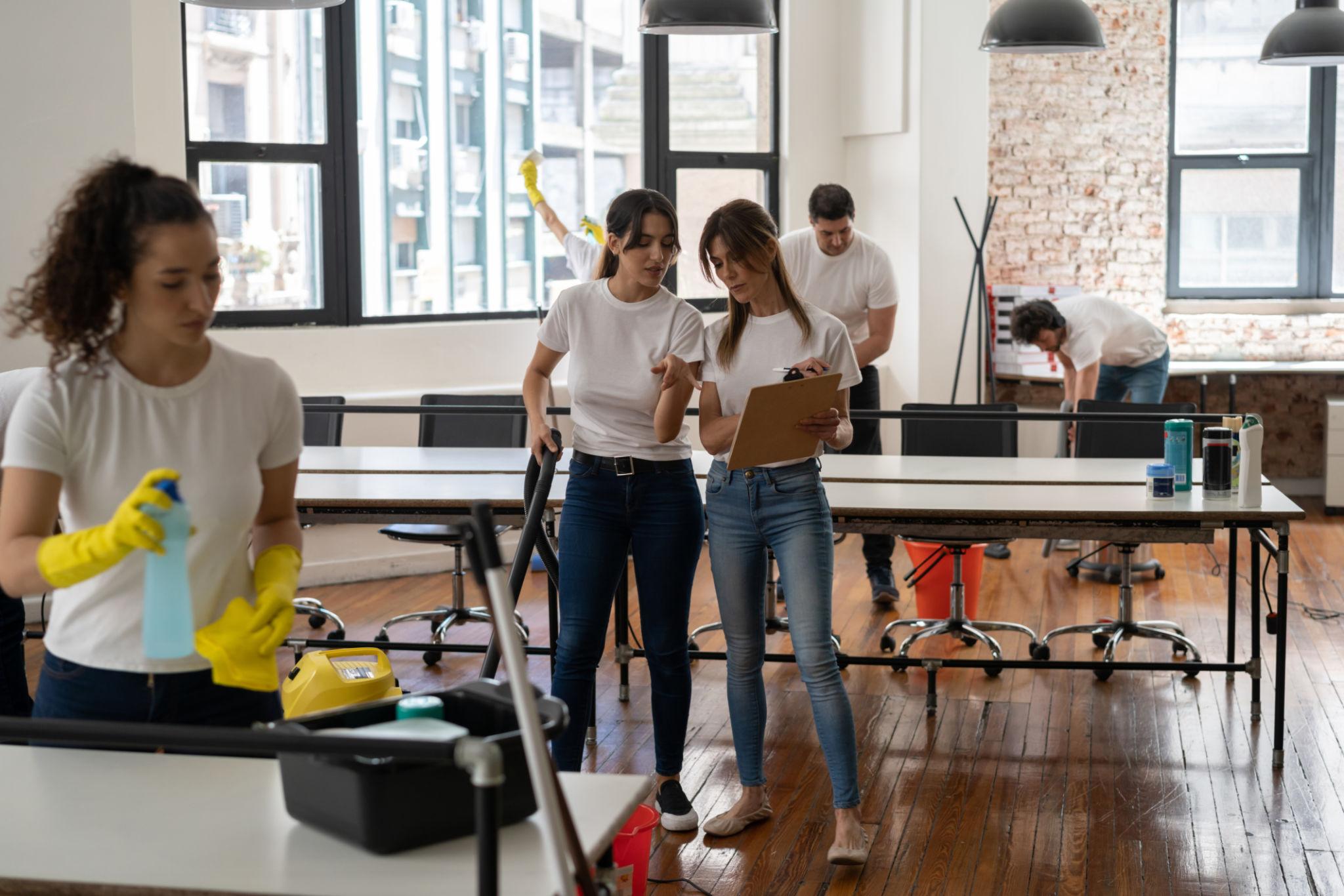 Professional office cleaning company - Professional office cleaning company conducting formal training program for employees Columbus Ohio
