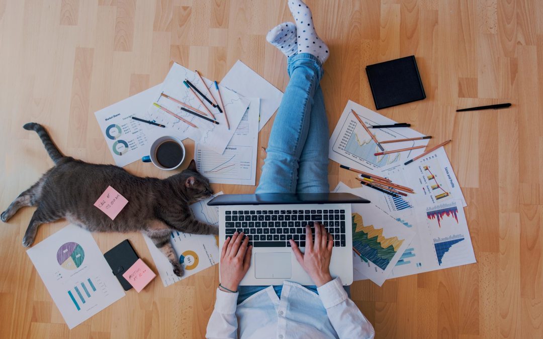 The Hybrid Workplace Paradox: Why Your Office Needs MORE Cleaning With FEWER People (And How Smart Businesses Solve It)